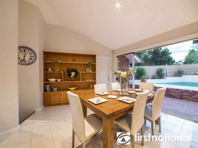 11 Cord Close, Berwick VIC 3806