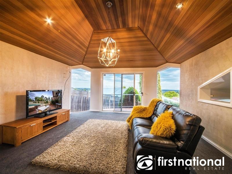 11 Cord Close, Berwick VIC 3806