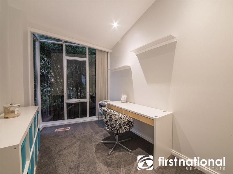 11 Cord Close, Berwick VIC 3806