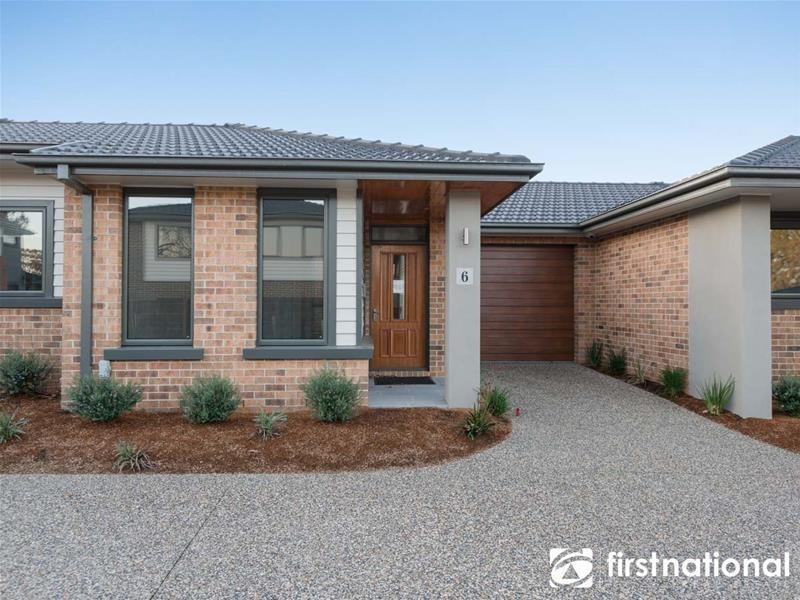 6/22 Buchanan Road, Berwick VIC 3806