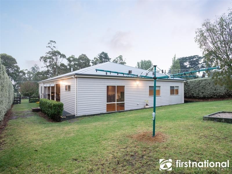 8 Nylander Road, Bunyip VIC 3815