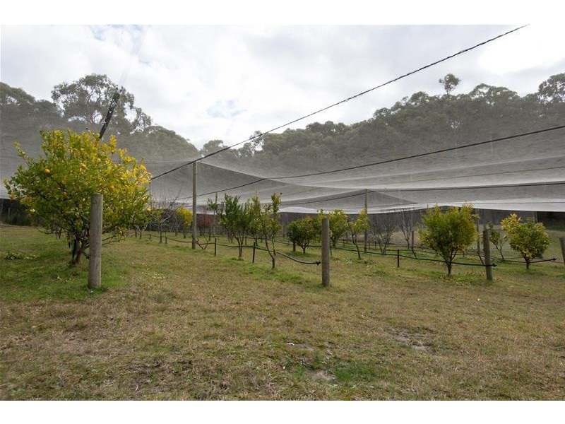 30 Leask Road, Bunyip North VIC 3815