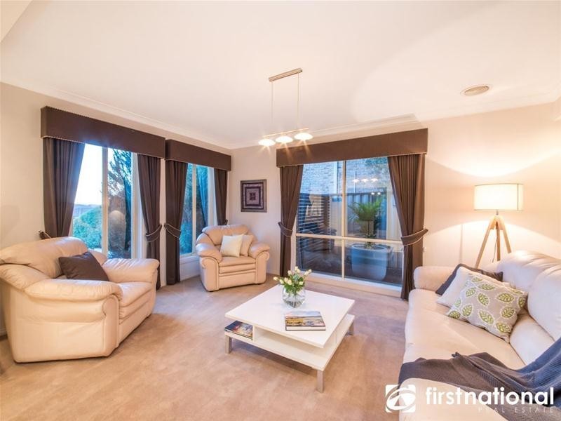 10 Daintree Grove, Narre Warren VIC 3805