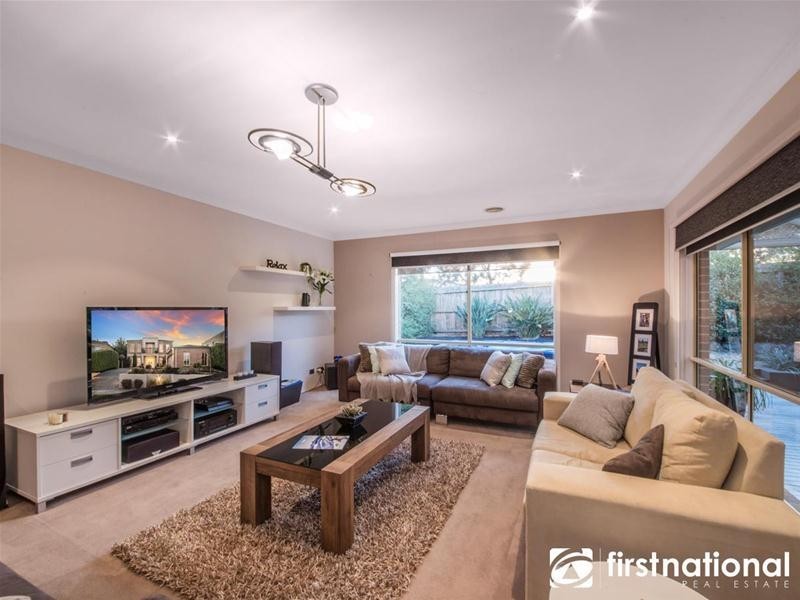 10 Daintree Grove, Narre Warren VIC 3805