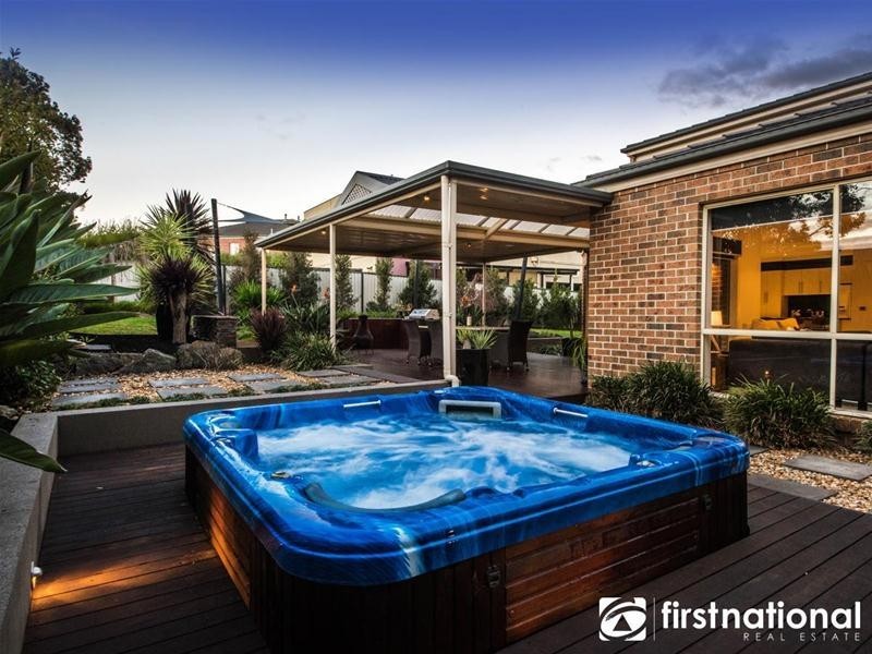 10 Daintree Grove, Narre Warren VIC 3805