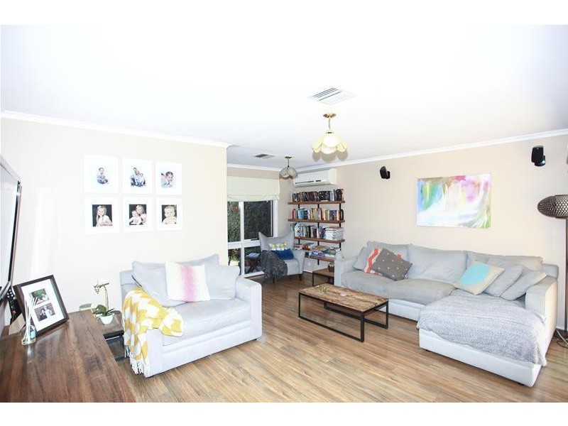 39 Fleetwood Drive, Narre Warren VIC 3805