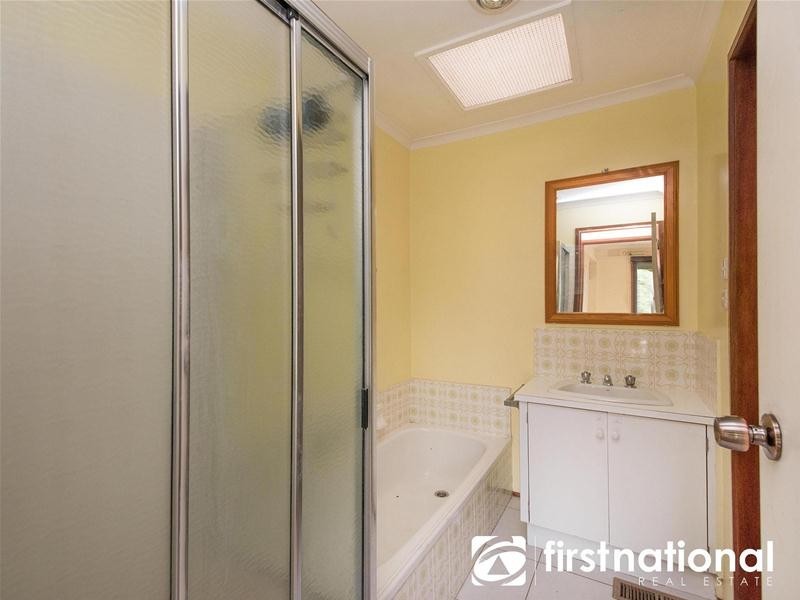 28 Upton Crescent, Narre Warren VIC 3805