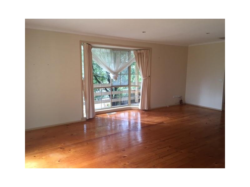 40 Struan Avenue, Endeavour Hills VIC 3802