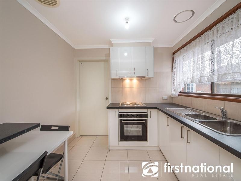 1/53 Henry Street, Pakenham VIC 3810