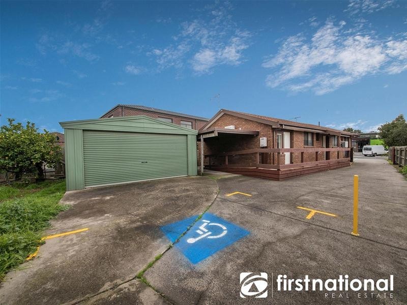 1/53 Henry Street, Pakenham VIC 3810