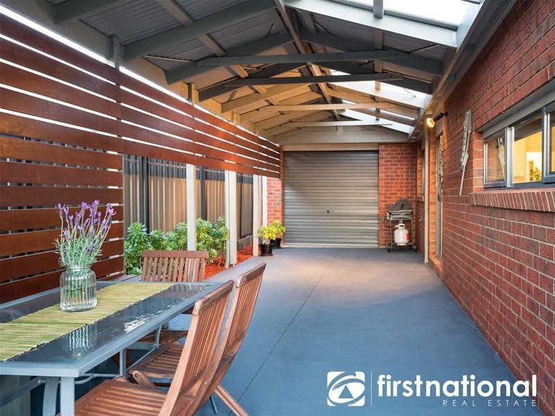 54 Lucerne  Circuit, Pakenham VIC 3810