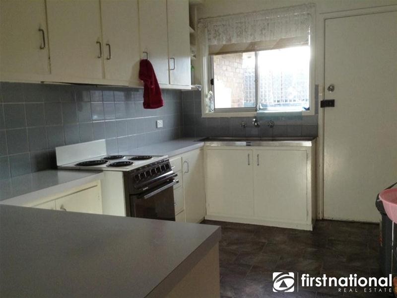 5/2-4 Charles Street, Pakenham VIC 3810