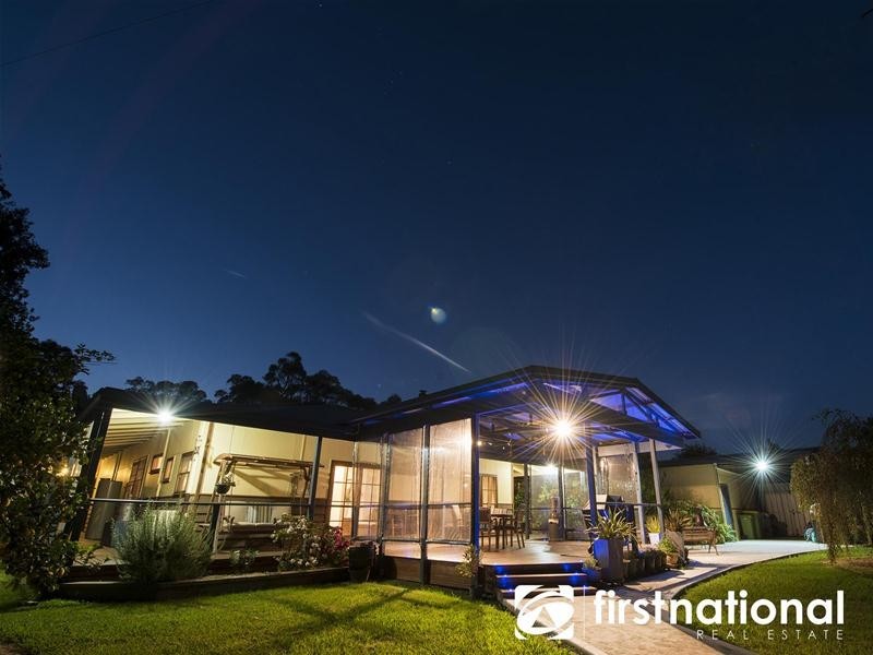 160 Deep Creek Road, Pakenham VIC 3810