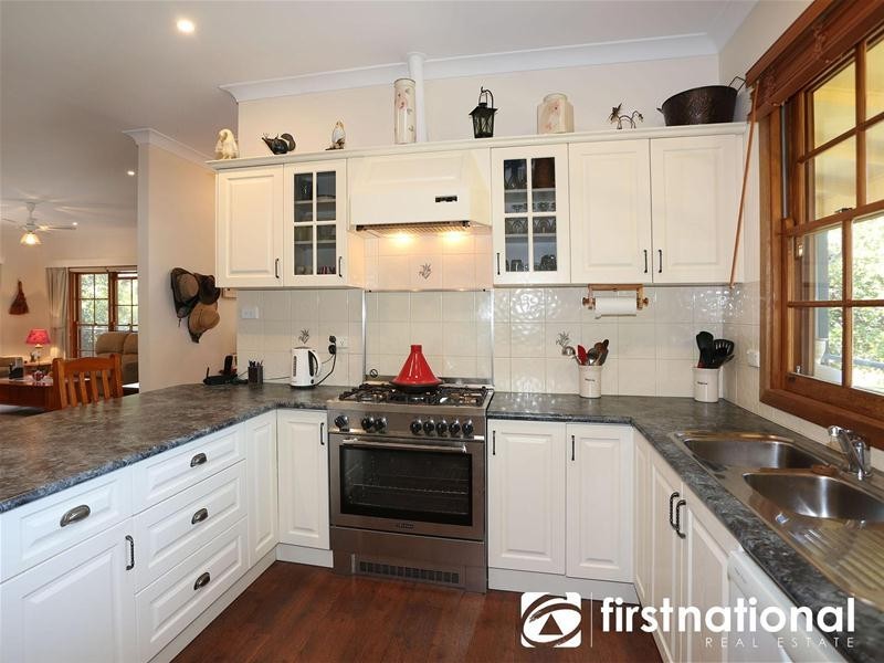 160 Deep Creek Road, Pakenham VIC 3810