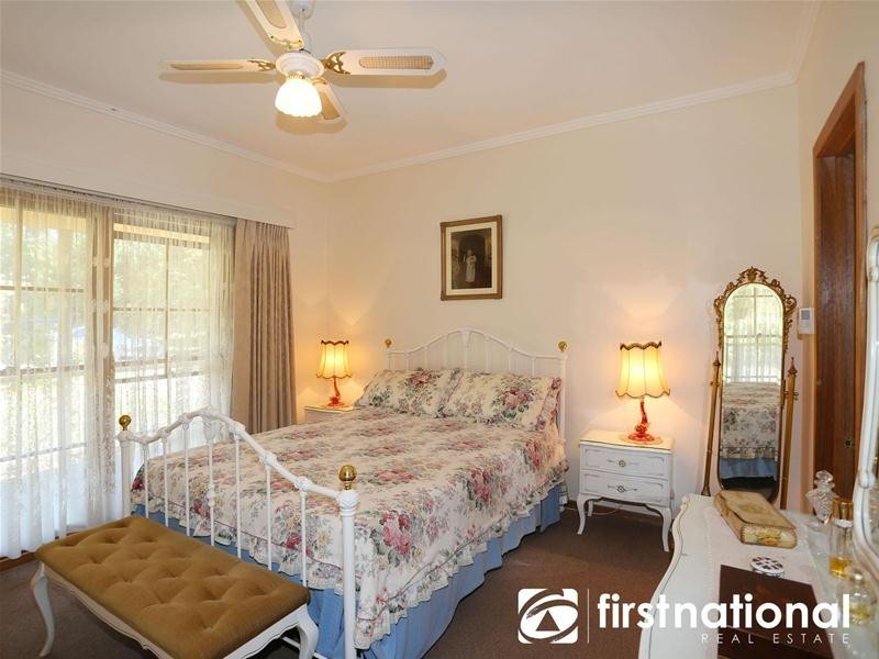 160 Deep Creek Road, Pakenham VIC 3810