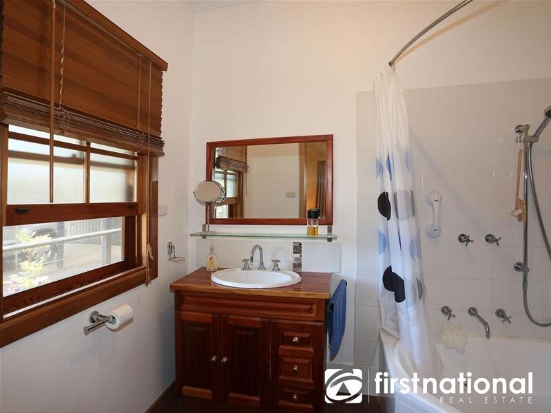 160 Deep Creek Road, Pakenham VIC 3810