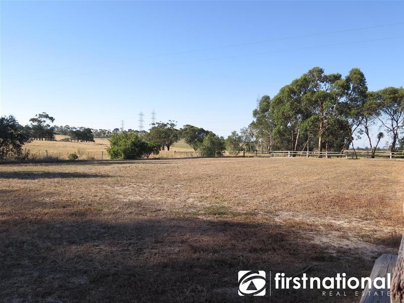 160 Deep Creek Road, Pakenham VIC 3810