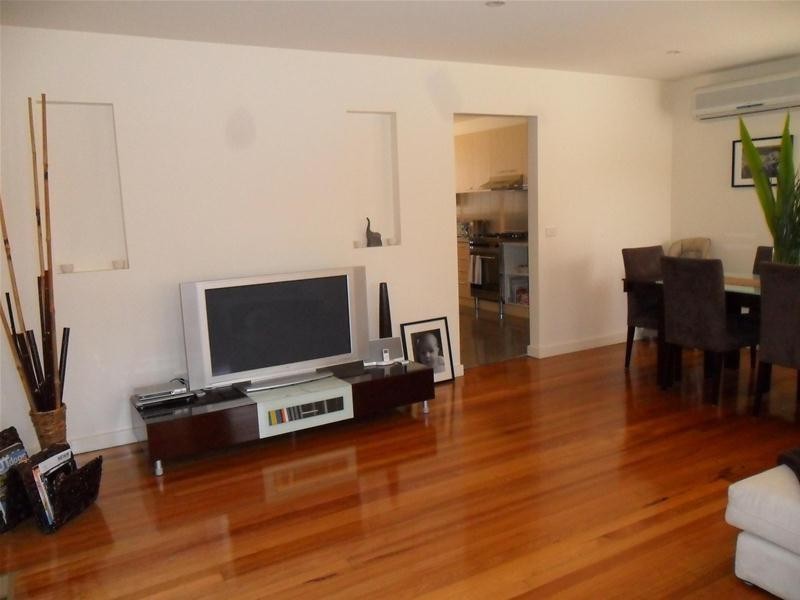 4 Manuka Road, Berwick VIC 3806