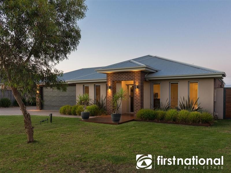 21 Royanne Close, Bunyip VIC 3815