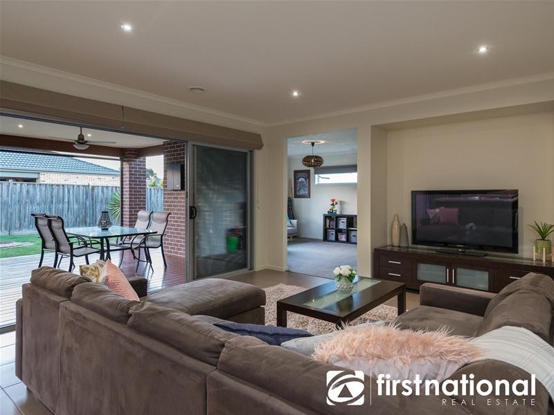 21 Royanne Close, Bunyip VIC 3815