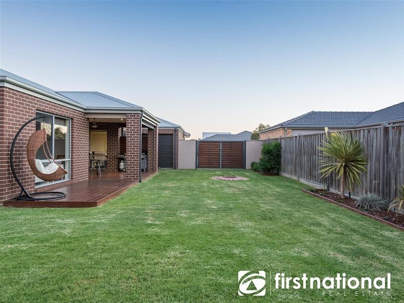 21 Royanne Close, Bunyip VIC 3815