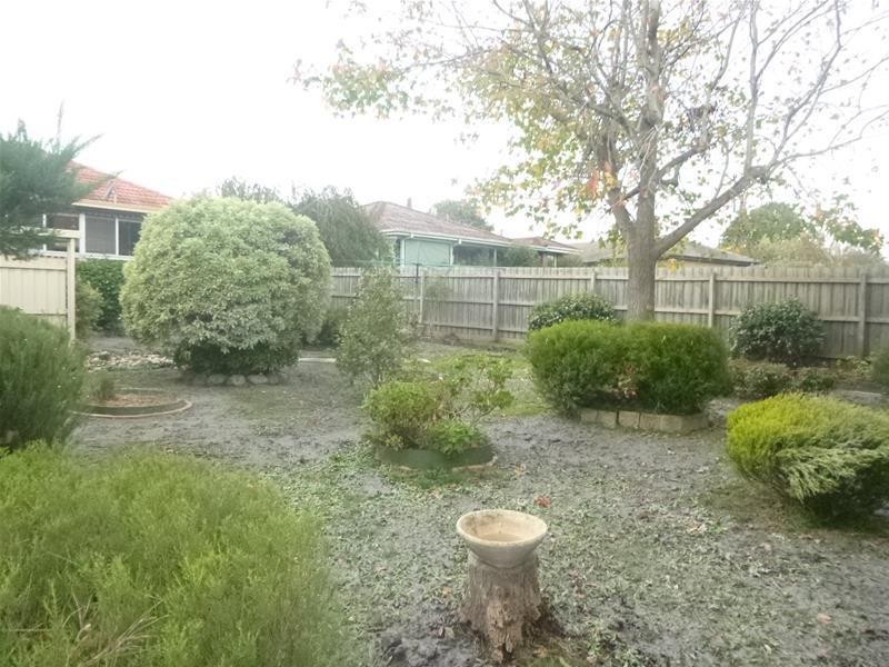 22 Evan Street, Berwick VIC 3806