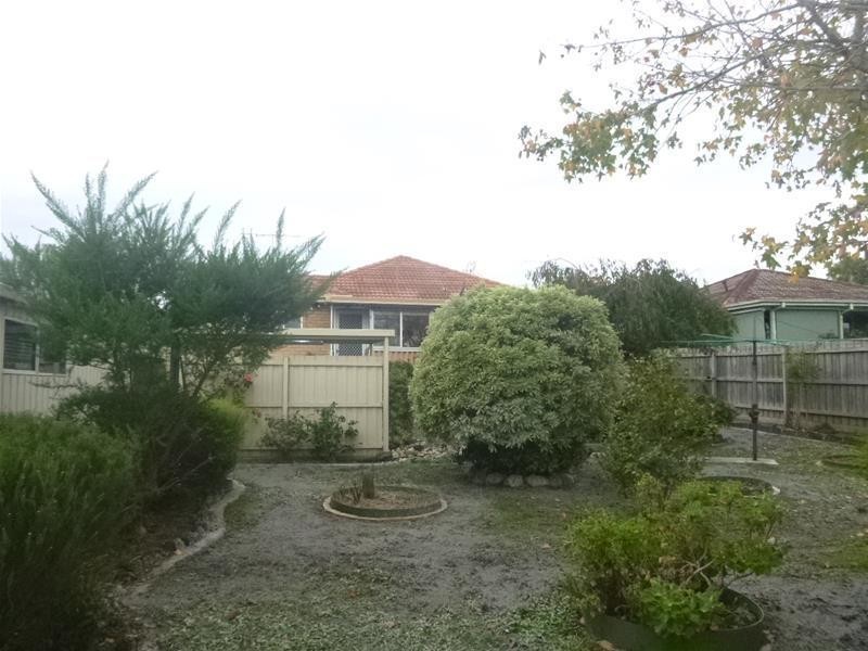 22 Evan Street, Berwick VIC 3806