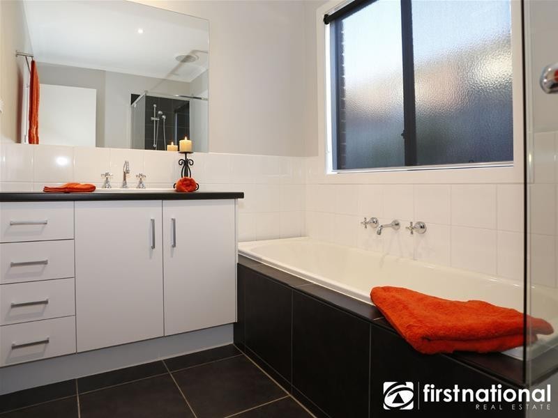 31 Ambiance Crescent, Narre Warren South VIC 3805