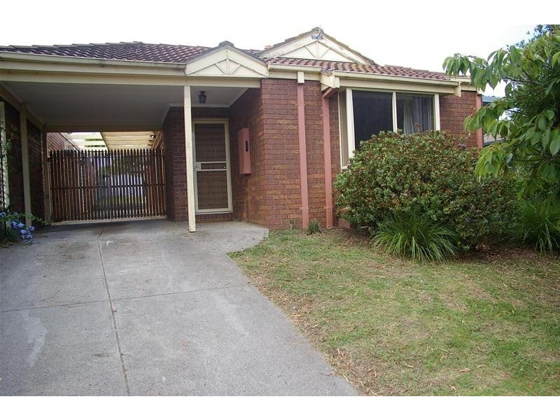 4B Boree Court, Berwick VIC 3806