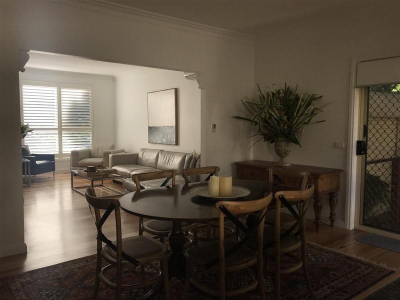 2/50 Peel Street, Berwick VIC 3806