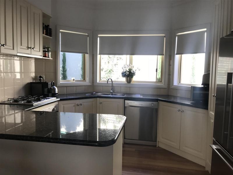 2/50 Peel Street, Berwick VIC 3806