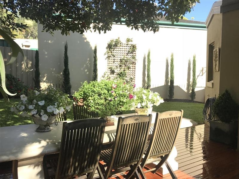 2/50 Peel Street, Berwick VIC 3806