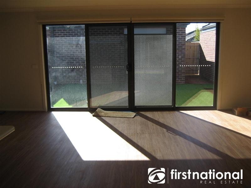 7 Turquoise Walk, Officer VIC 3809