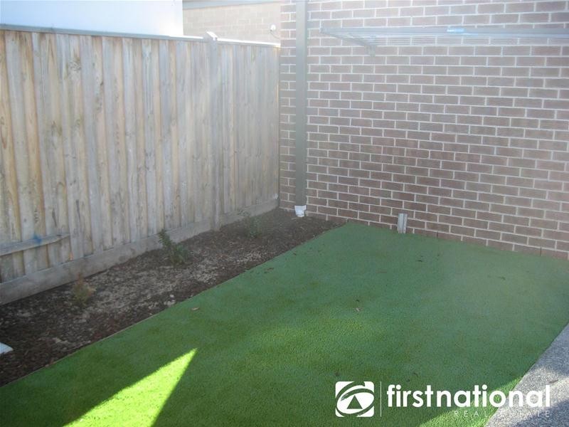 7 Turquoise Walk, Officer VIC 3809