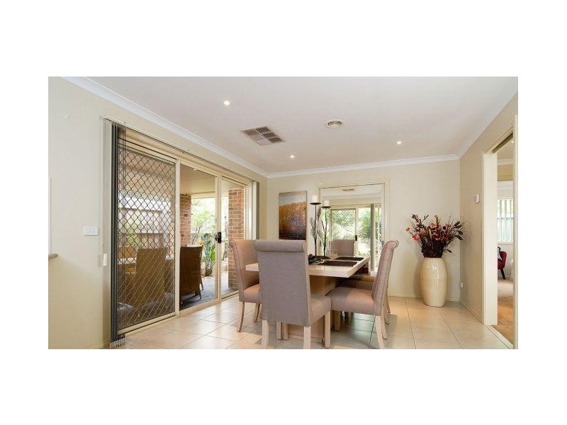 10 Sigvard Boulevard, Hallam VIC 3803