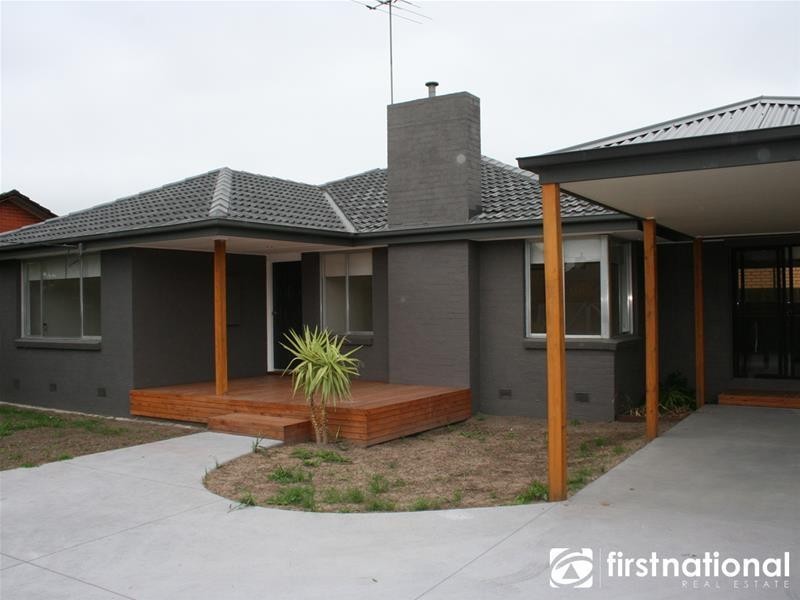 1 Wadsley Avenue, Pakenham VIC 3810