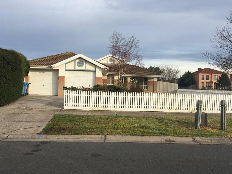 1 St Georges Road, Narre Warren South VIC 3805