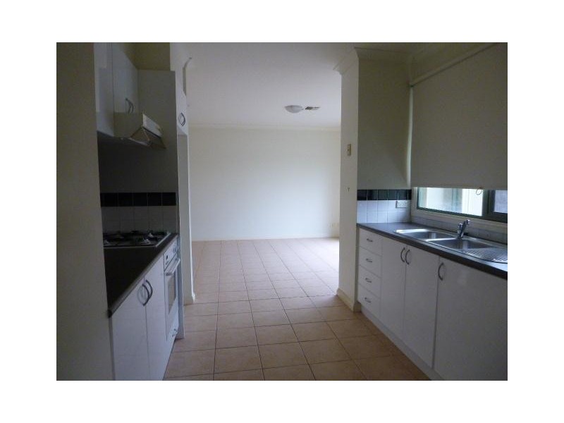 2 Fieldhouse Lane, Berwick VIC 3806