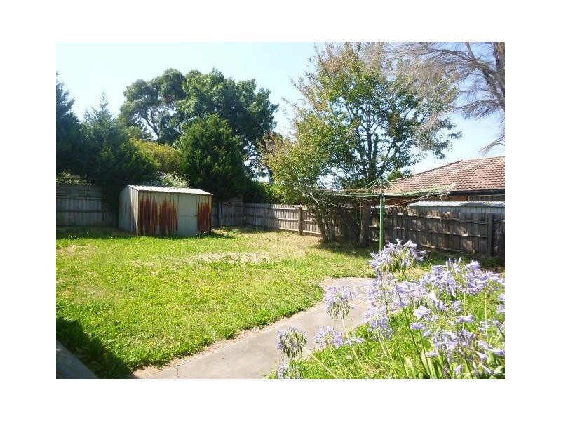 4 Harvey Court, Hampton Park VIC 3976