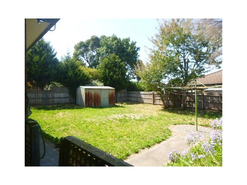 4 Harvey Court, Hampton Park VIC 3976