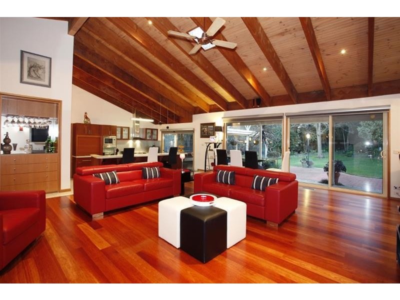 1 Fairmont Court, Narre Warren North VIC 3804