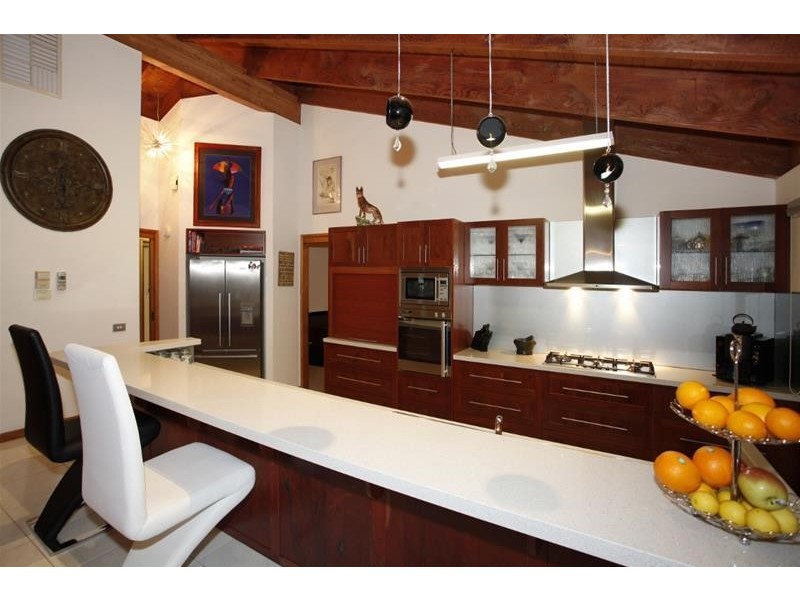 1 Fairmont Court, Narre Warren North VIC 3804