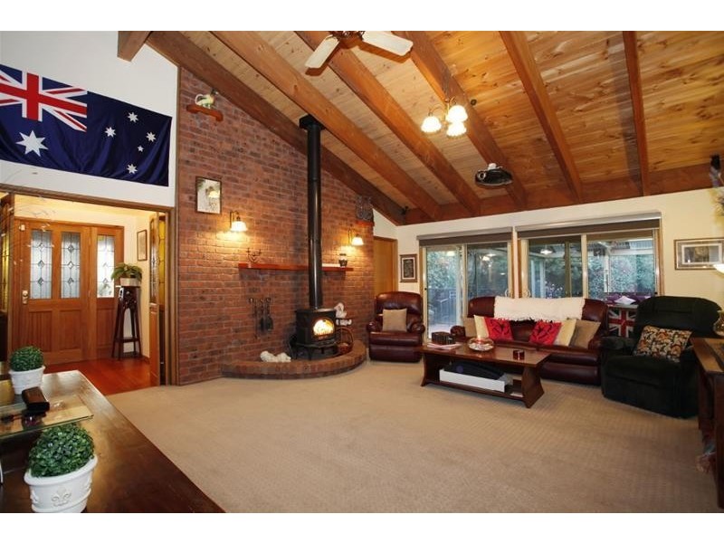 1 Fairmont Court, Narre Warren North VIC 3804