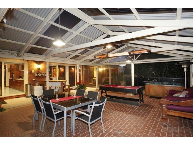 1 Fairmont Court, Narre Warren North VIC 3804