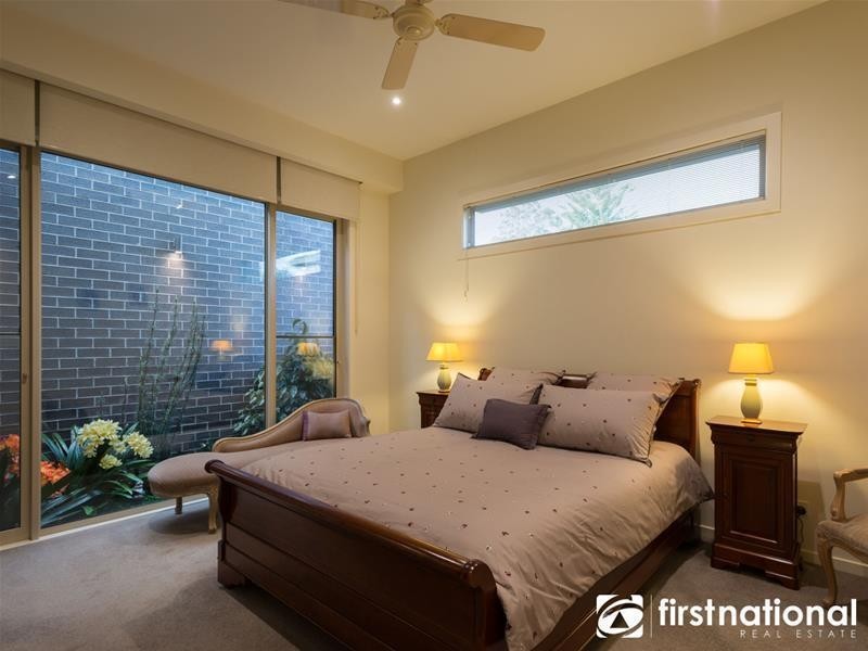 4/48 Langmore Lane, Berwick VIC 3806