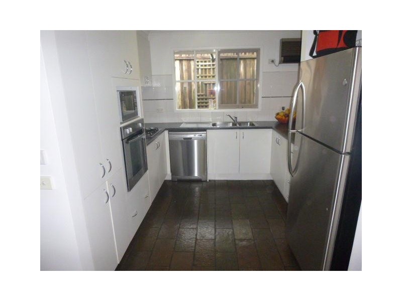 10 Oxenford Rise, Narre Warren South VIC 3805