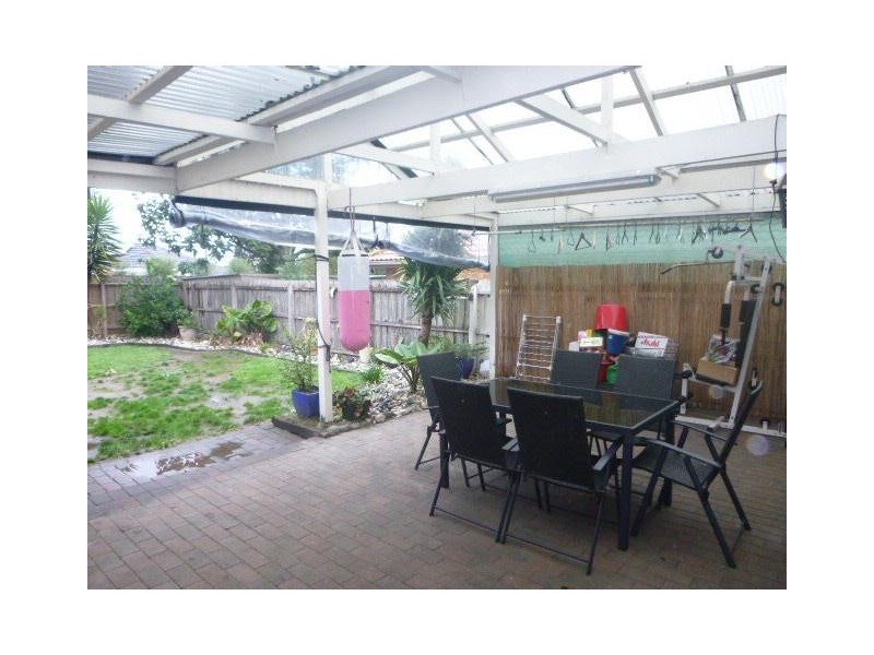 10 Oxenford Rise, Narre Warren South VIC 3805