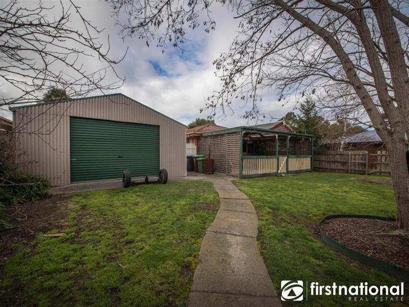40 Insignia Crescent, Berwick VIC 3806