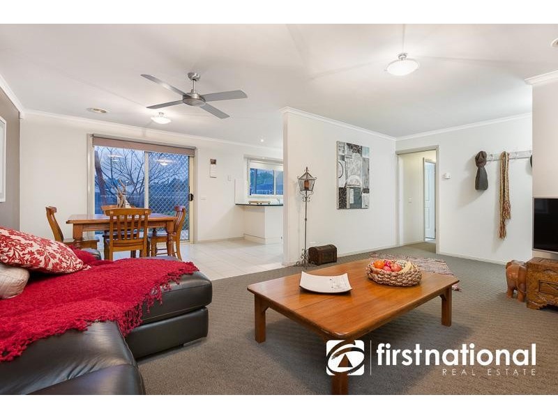 1 Ash Crescent, Pakenham VIC 3810