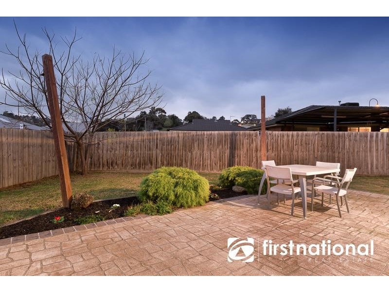 1 Ash Crescent, Pakenham VIC 3810
